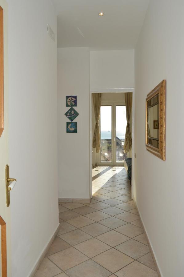 Antica Dimora In Centro Appartement Salerno Buitenkant foto