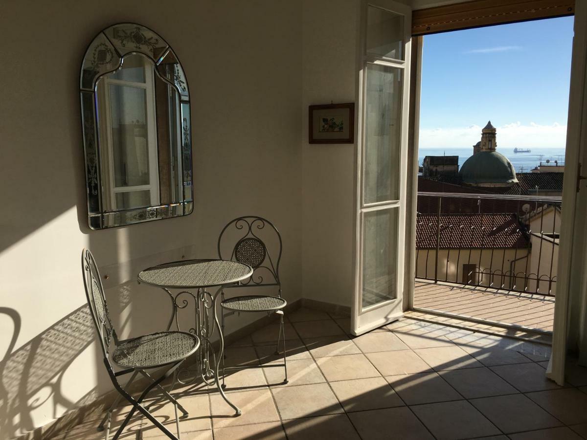 Antica Dimora In Centro Appartement Salerno Buitenkant foto