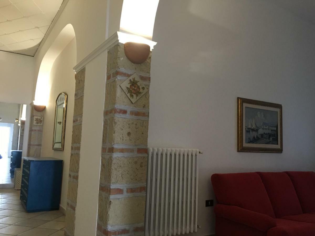 Antica Dimora In Centro Appartement Salerno Buitenkant foto